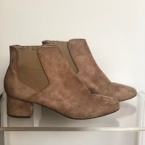 BC vegan Boots
